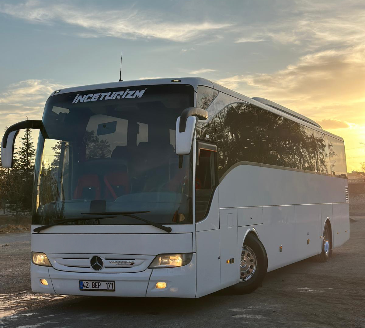 Mercedes Tourismo 50 Kişilik
