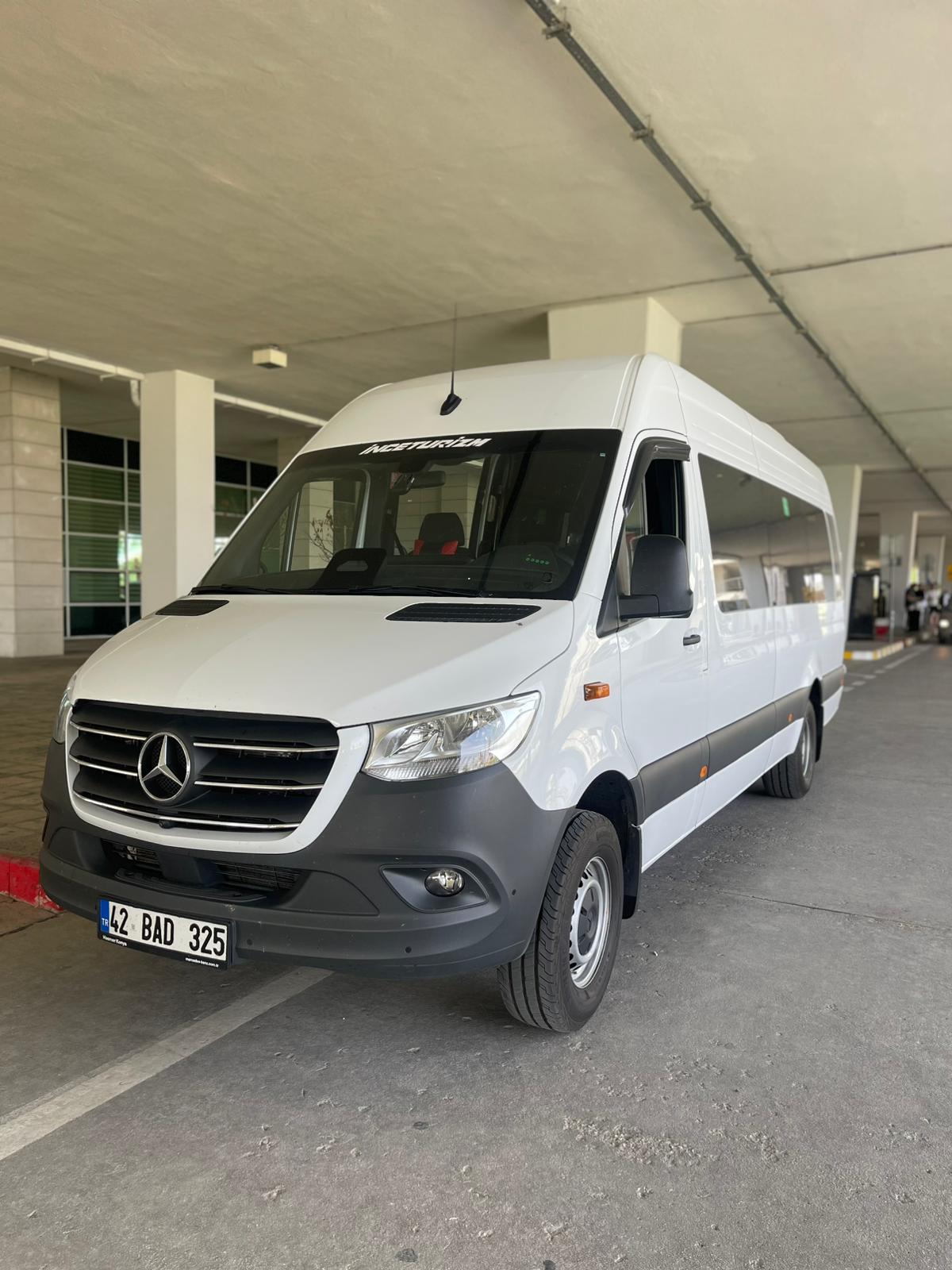 Mercedes Sprinter 19+1